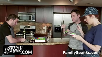 Step Son Fuck his Militar Stepmom Lauren Phillips after her Country Duty