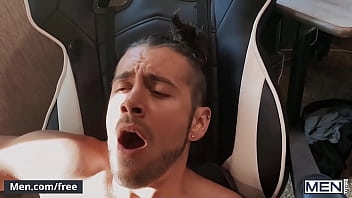 Stallion (Michael DelRay) Cheats On His Boyfriend With (Dante Colle&#039_s) Hungry Tight Ass - Men