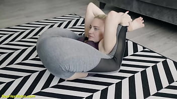 curvy milf rough DP fucked in flexi sex positions