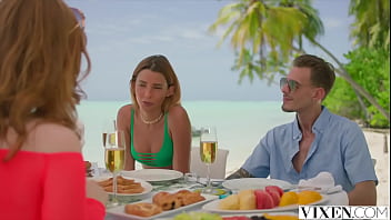 VIXEN Jia Lissa begins her erotic journey with Agatha Vega