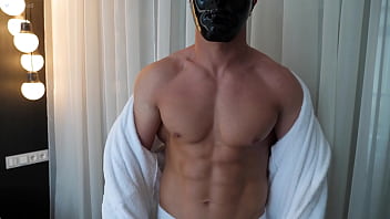 Hung football player: foot fetish, muscle worship, serviced and edged @WorldStudZ