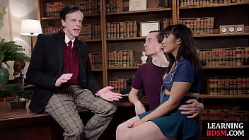 Curvy asian bdsm sub sucks before oralsex during masterclass