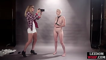 Bald blonde babe with big tits gets fingered and anal fuck