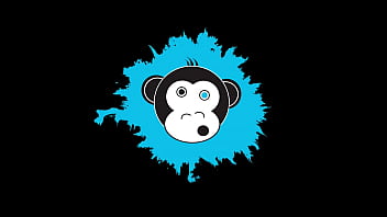 Tattooed MIlf Sarah fucks her curvy girlfriend