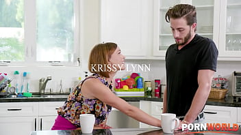 Stunning American MILF Krissy Lyn got Her Ass Fucked Up Deep