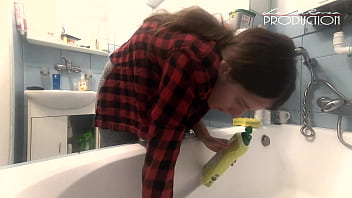 Lena Rose downblouse while cleaning bathtube
