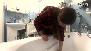 Lena Rose downblouse while cleaning bathtube