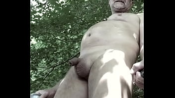 daddy bear tastes his P