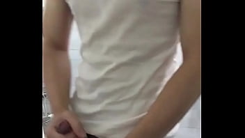 Trai đẹp nứng cặc muốn đụ