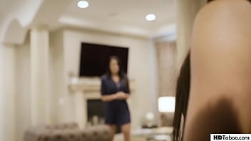 Stepmom caught new boyfriend with her girl! - Alina Lopez and Reagan Foxx