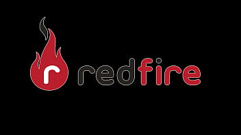 Arrega&ccedil_ando o cuzinho da cavala Luna Oliveira em um GangBang com quatro pirocudos sem camisinha - Com Vinny Burgos, Felipe Costa, Mark Butt, Jack Kallahari