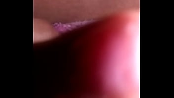 me caliento viendo los videos de mi vecina arrecha luego le ofrezco dinero por sexo con lustylatinasex