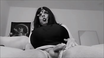 Voluptuous Shemale Whore Karola TS