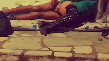 MORADOR DE RUA DOTADO COMEU O CUZINHO DA SAFADA NA CAL&Ccedil_ADA