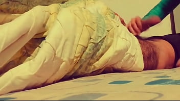 MORADOR DE RUA DOTADO COMEU O CUZINHO DA SAFADA NA CAL&Ccedil_ADA