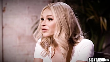 Hot boss with nice big tits Elle seduced by a sexy blonde lesbian teen Emma Hix