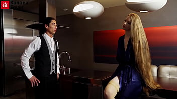 Rich Girl Gets Full Service Fuck From Asian Room Concierge - BananaFever