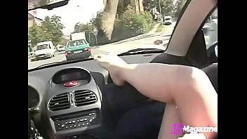 Piper Fawn And Lucie Show Off Their Soft Young Feet During Road Trip!