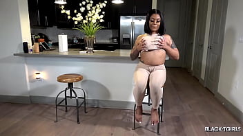 BLACKTGIRLS.COM: Busty &amp_ Beautiful Dlondonn