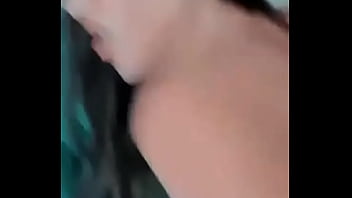 Fue a darse su vacuna y se la dieron con la jeringa de carne