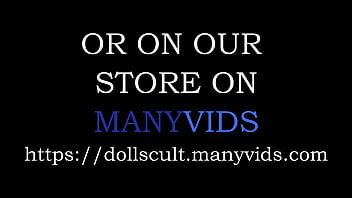 Two sexy teenie vampires in the hottest threesome ever!