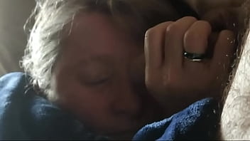 Amateur mature cocksucker Anezka only wants to be woken up in the morning with anal sex