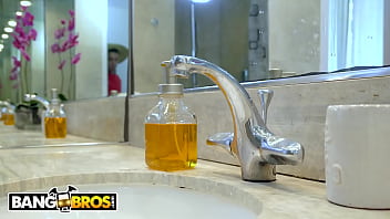 BANGBROS - Horny Gardener Perving On Latina Valerie Kay'_s Amazing Big Ass