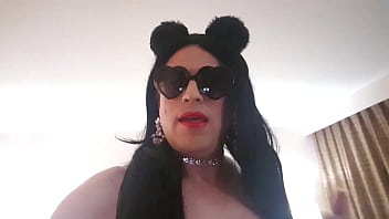 Saying Hi From A Hotel Room In Hawaii