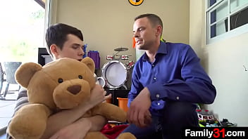 Loving stepdad fucks inexperienced cute 18yo stepson