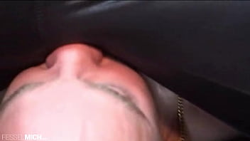 Trampling auf Sklavenk&ouml_rper, mit geilen Stiefeln den Sklaven K&ouml_rper kaputt zertrampelt zermalmt