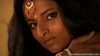 Dark Beauty From Exotic India Making Fun Session Alone