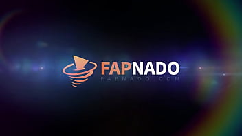 Isiah Maxwell pounded wild Abigail Mac during workout