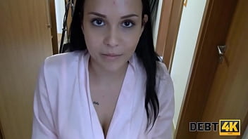 DEBT4k. Thoughtless chick avoids problems practicing sex with the landlord