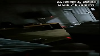 两个屌丝小伙云南河口红灯区找小姐嫖妓直播的小姐姐