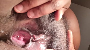 Lasha Luscious'_ Mama Africa Pussy Spread Display