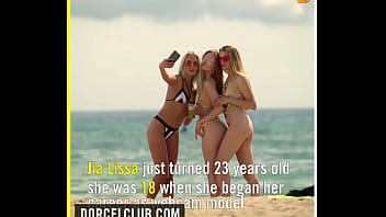 INTERVIEW - Jia Lissa sing her song and playing the ukulele