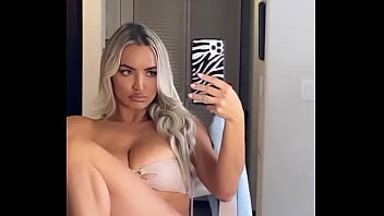 Lindsey Pelas Sexy