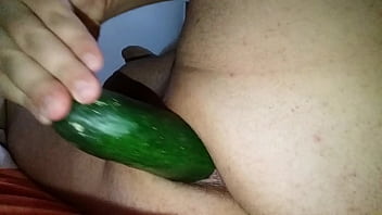 GORDO ENFIA PEPINO NO CU