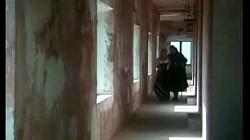 Gentleman of a high social standing thought that he seduced pretty innocent-looking young parlormaid Dina Pearl but he found out that half of Florence had been under her skirt