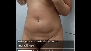 Esposa no banho - Casal Edu e Aline