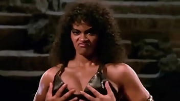 Jackie chan vs Chicas