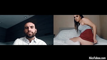 Sexy teen Athena Faris cant controled herself and she masturbate