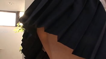 着エロ　パイパンくいこみコブ縄渡り　ゆい