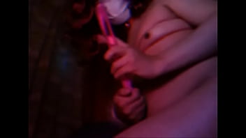 Tranny excitada se masturba en navidad - Sexy Maddy