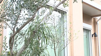 「私のこと避けてるでしょう？」「いえ、その逆です。どストライクなんです！」おっぱい揉みっぱなし風呂　鮎川るい