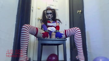 Ari Dee.- Harley Quinn Bound HD