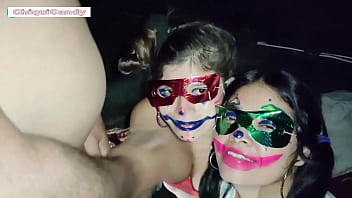 Haciendo trio en publico con dos payasas sexys luego de la fiesta de disfraces / PART 1 / Cosplay harley quinn / Chiquicandy / NicoleLondrawer