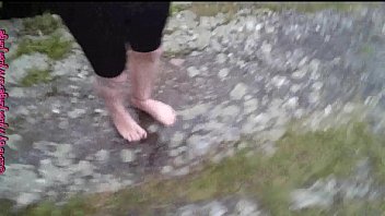 Speedo Urinieren am Kanal **Outdoor Spa&szlig_**