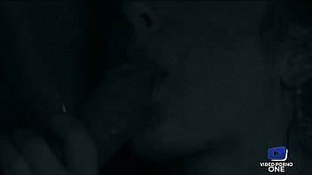 Entre sextoys et bites, ces perverses savent s'_amuser