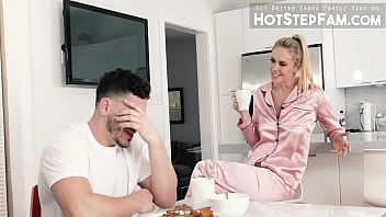 Horny StepMom Addie Andrews Fucking Stepson